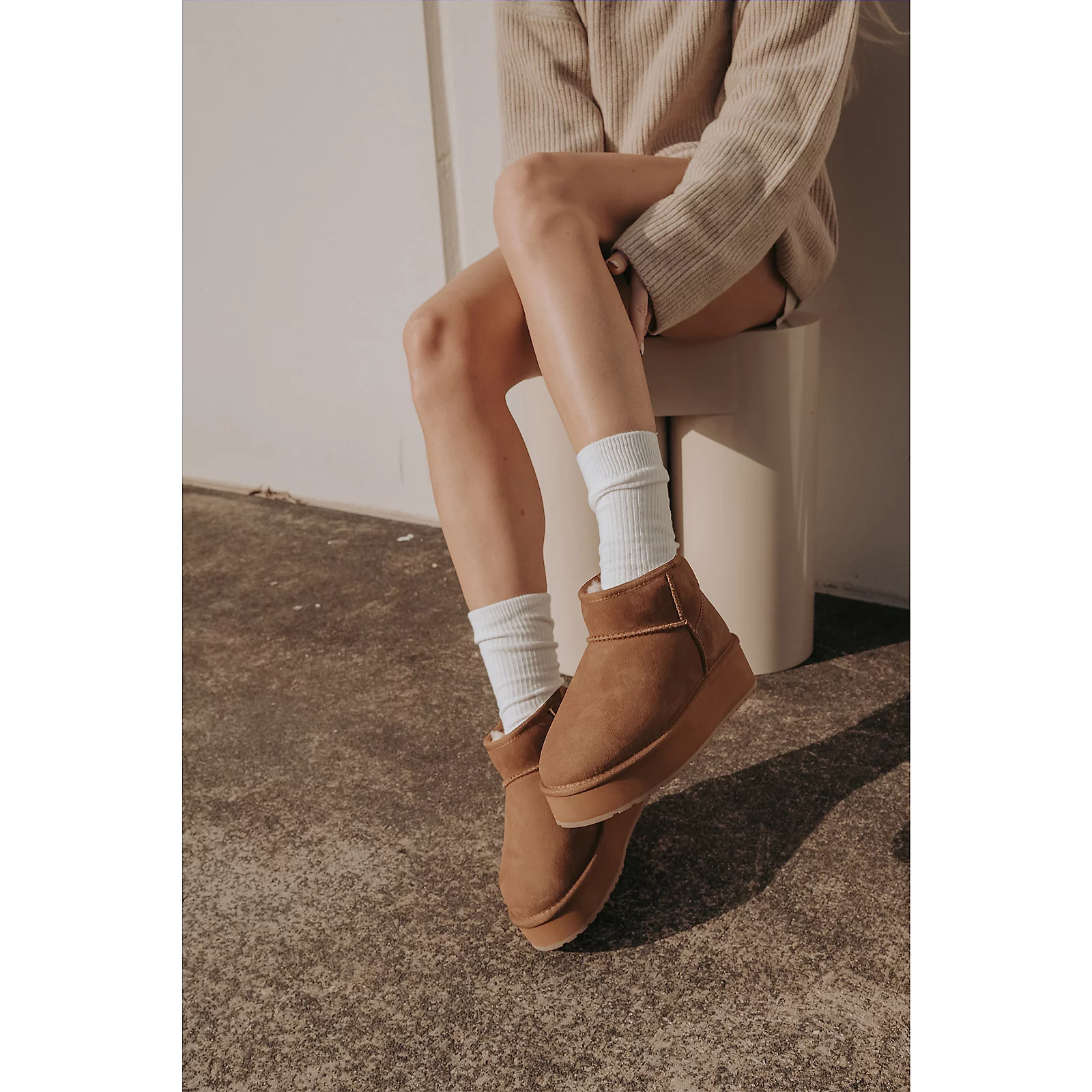 Emu Water Resistant Stinger Micro Flatform Boot 6 Emu Water Resistant Stinger Micro Flatform Boot