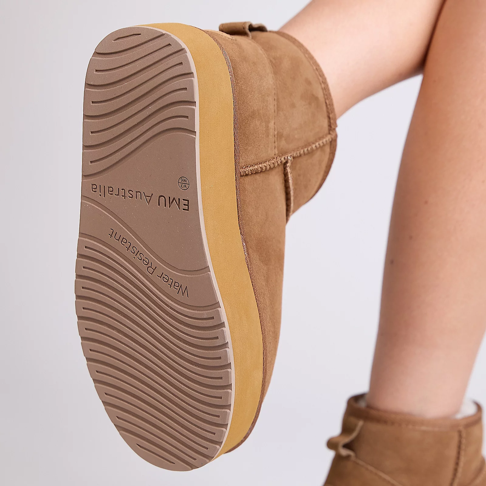 Emu Water Resistant Stinger Micro Flatform Boot 8 Emu Water Resistant Stinger Micro Flatform Boot