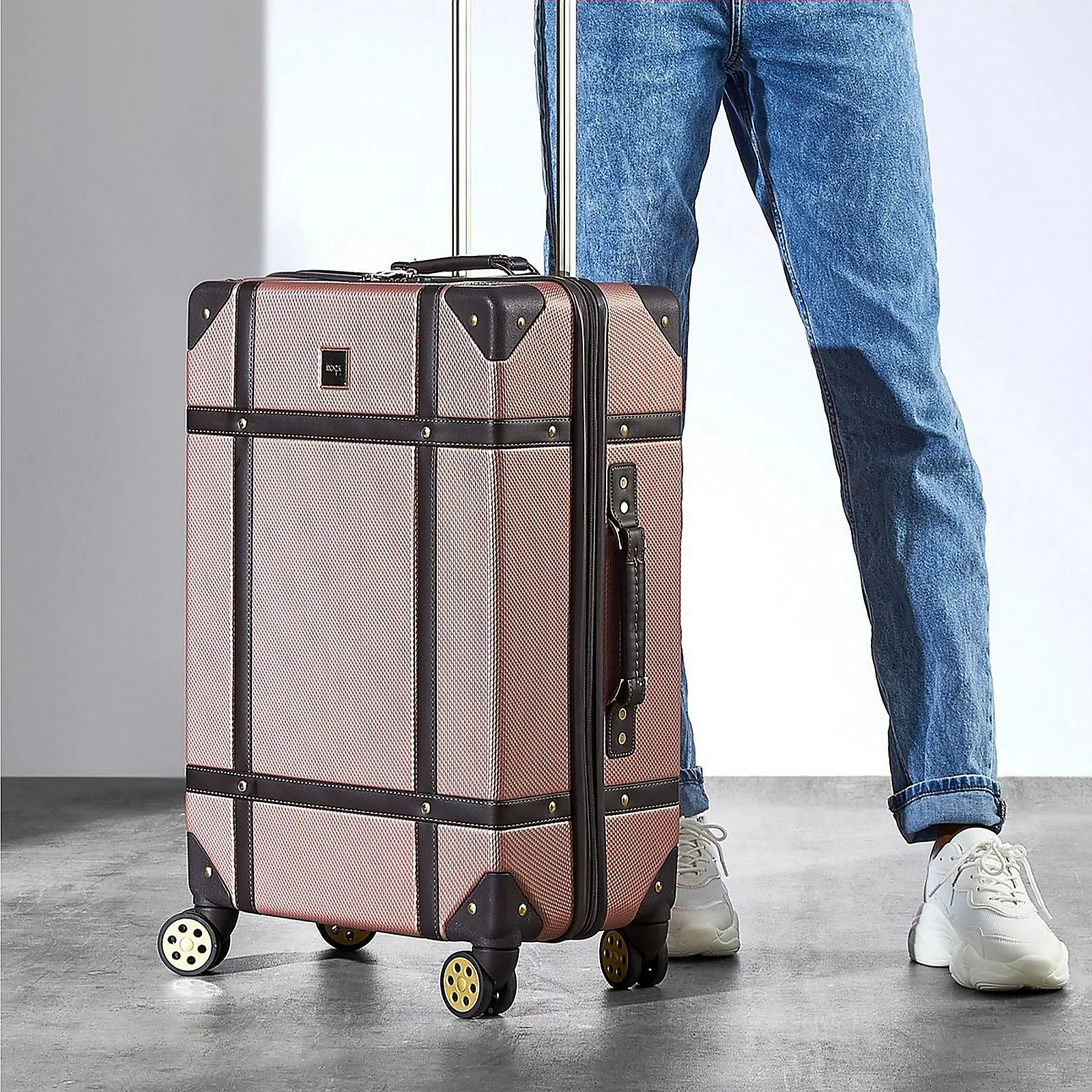 Rock Luggage Vintage Medium Suitcase