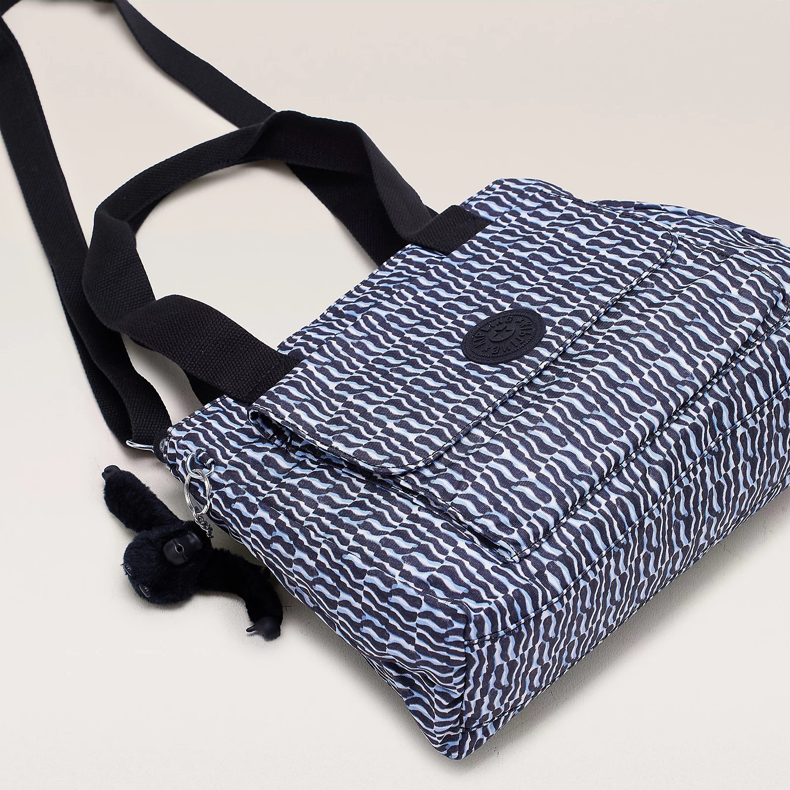 Kipling Carson Grab Bag
