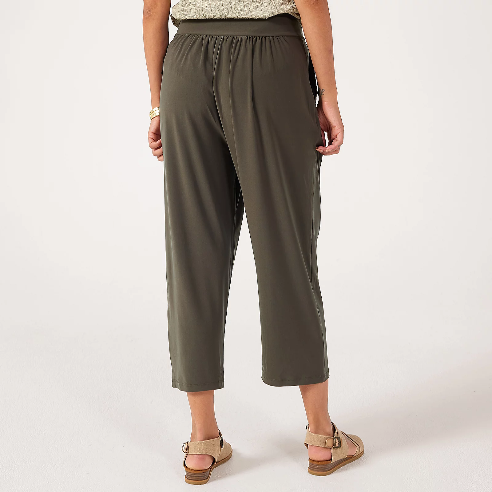 Kim & Co Deluxe Brazil Jersey Relaxed Cropped Trousers 3 Kim & Co Deluxe Brazil Jersey Relaxed Cropped Trousers
