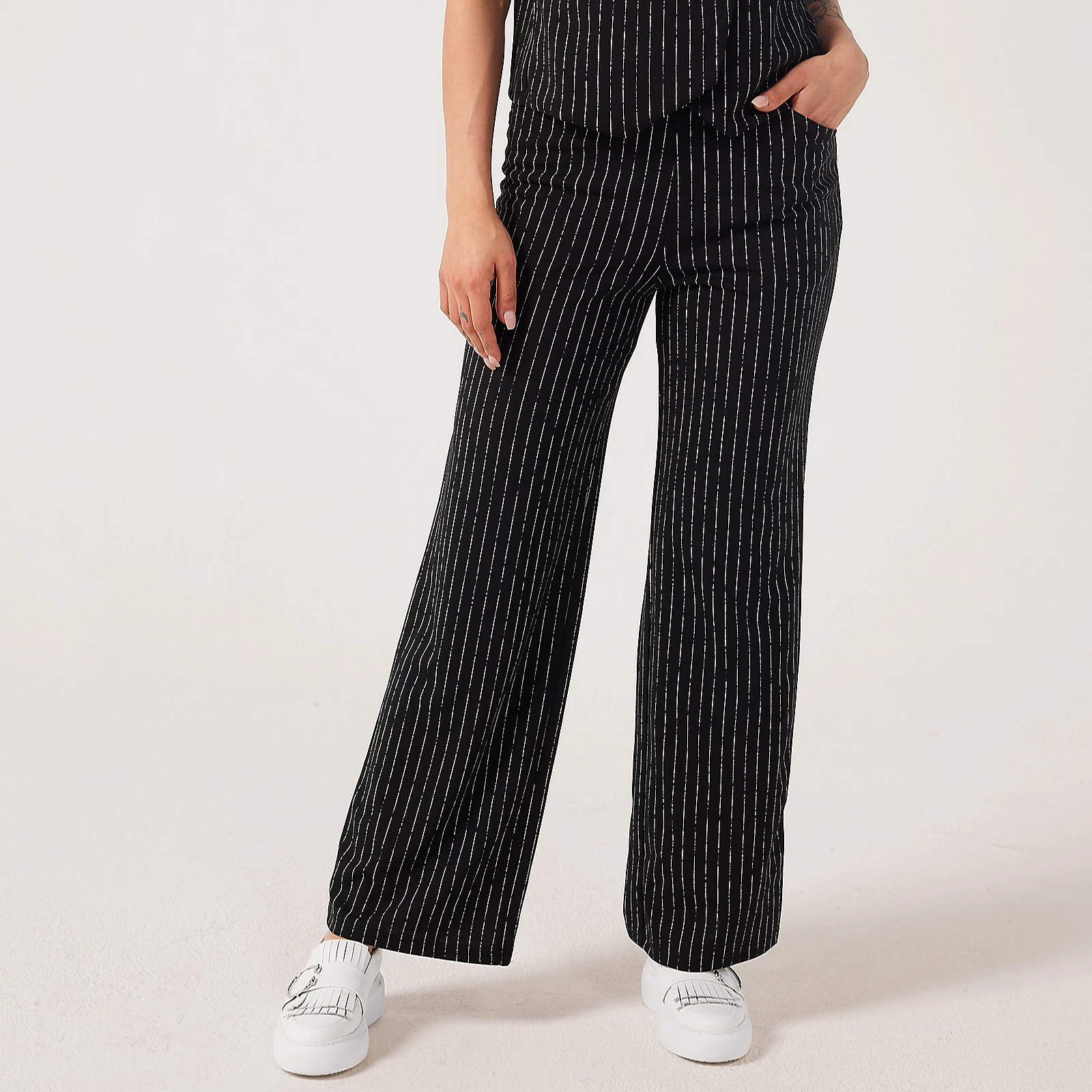 Kim & Co Ponte Crepe Camilia Straight Leg Petite Trousers 3 Kim & Co Ponte Crepe Camilia Straight Leg Petite Trousers
