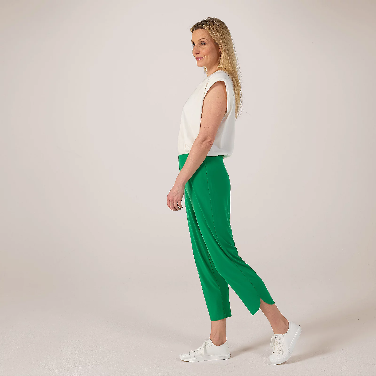 Kim & Co Brazil Jersey Crop Tulip Hem Trousers 3 Kim & Co Brazil Jersey Crop Tulip Hem Trousers