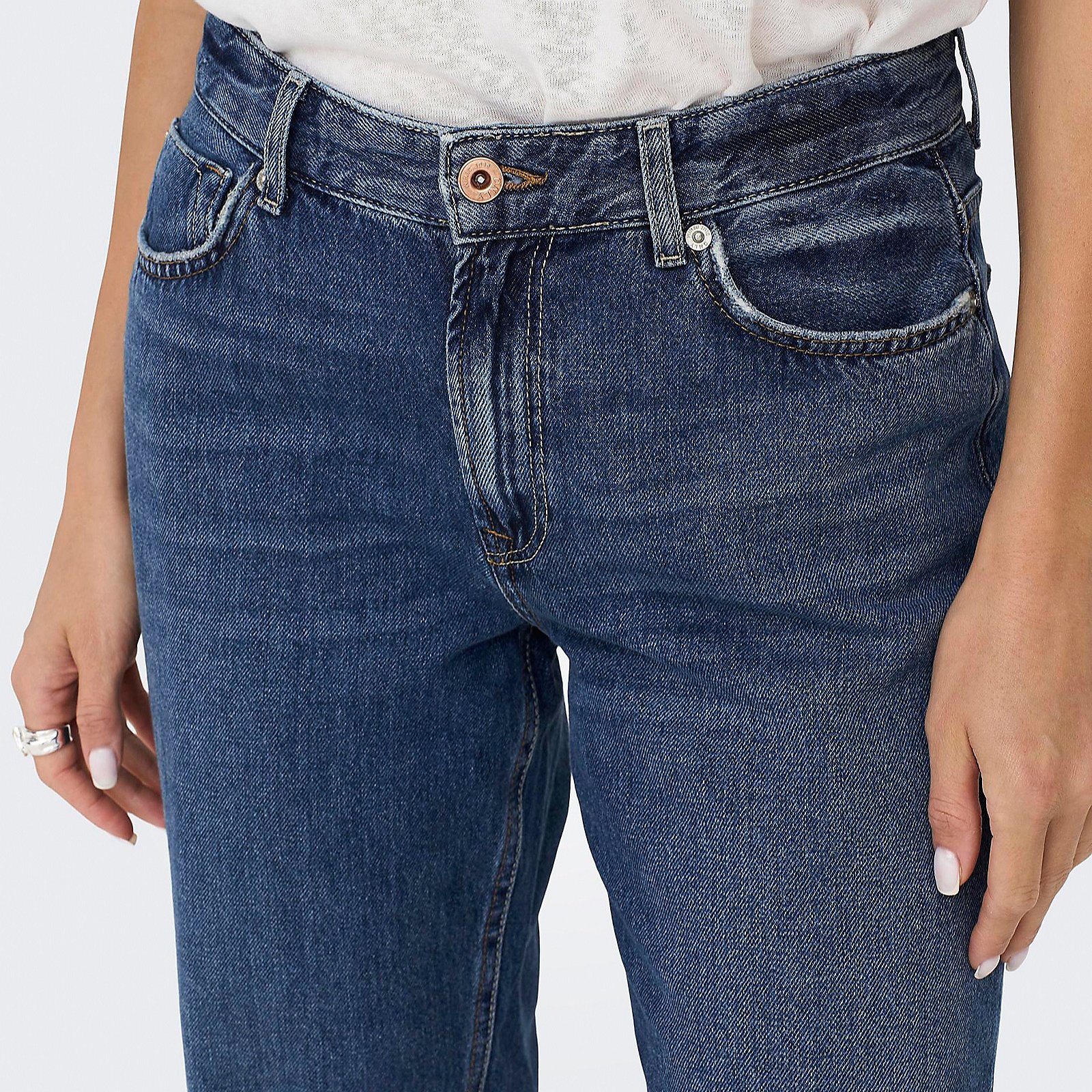 Only Jaci Straight Denim Jean 4 Only Jaci Straight Denim Jean