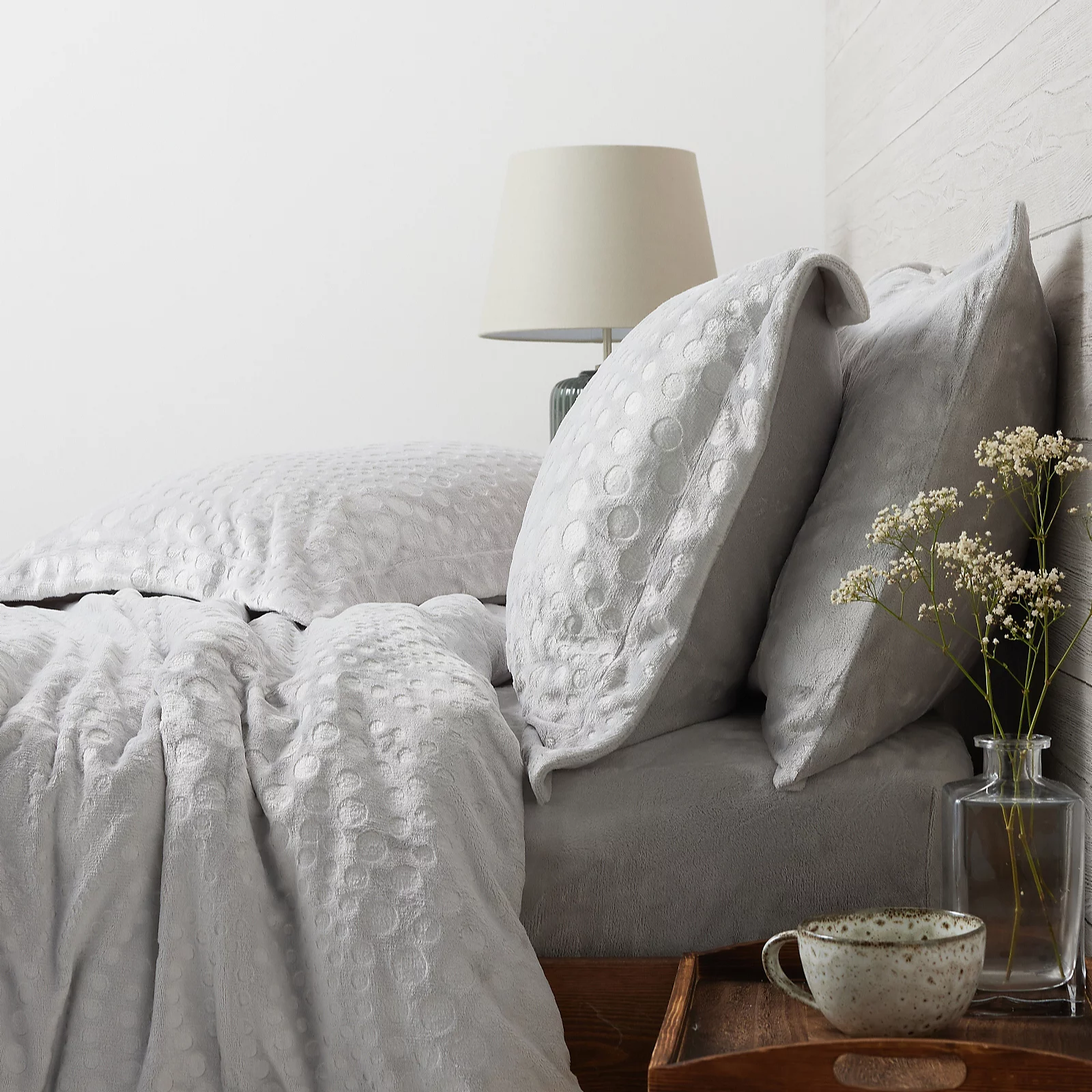 Cozee Home Spot Embossed Velvetsoft 6 Piece Duvet Set