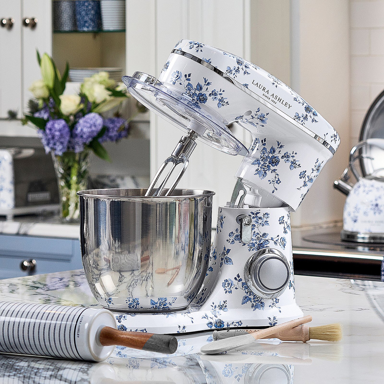 Laura Ashley 4.5L Lightweight Stand Mixer
