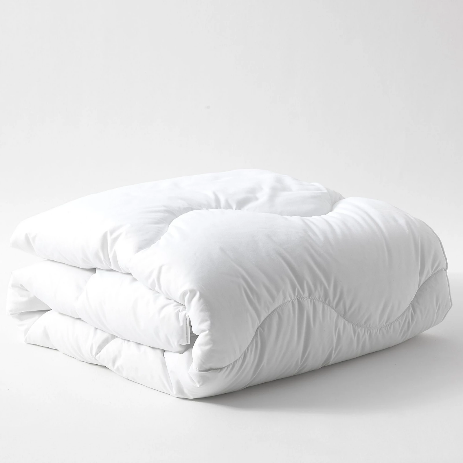 The Fine Bedding Company Allergen Defence 13.5 Tog Duvet 3 The Fine Bedding Company Allergen Defence 13.5 Tog Duvet