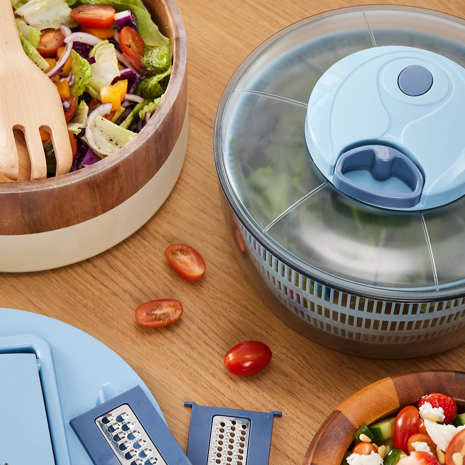 Outlet Cook's Essentials 6-in-1 Chop & Spin Food Preparation 6 Outlet Cook's Essentials 6-in-1 Chop & Spin Food Preparation