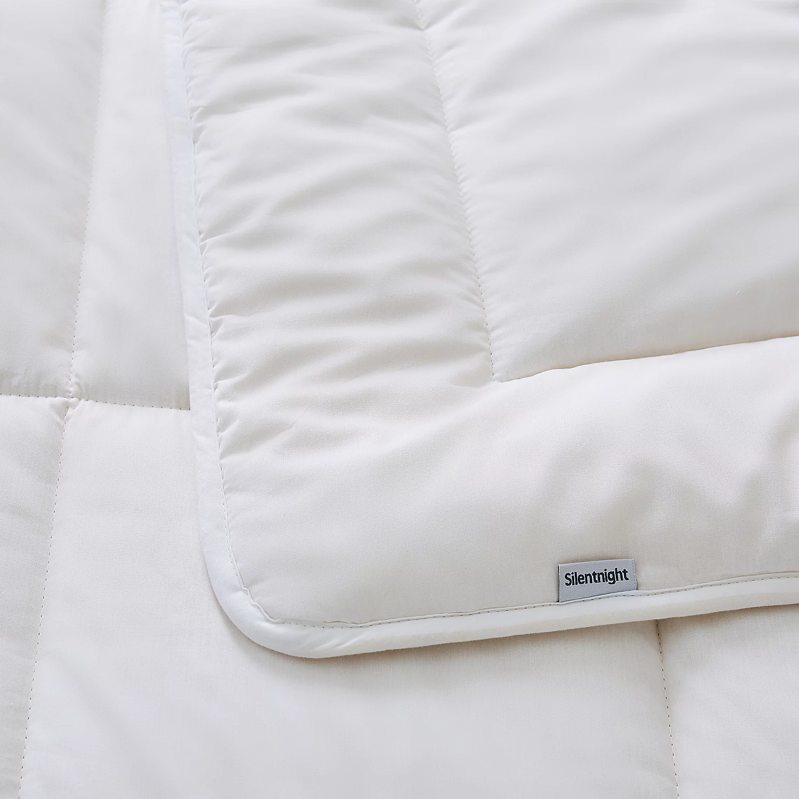 Silentnight Luxury Heavy Weight Wool Duvet