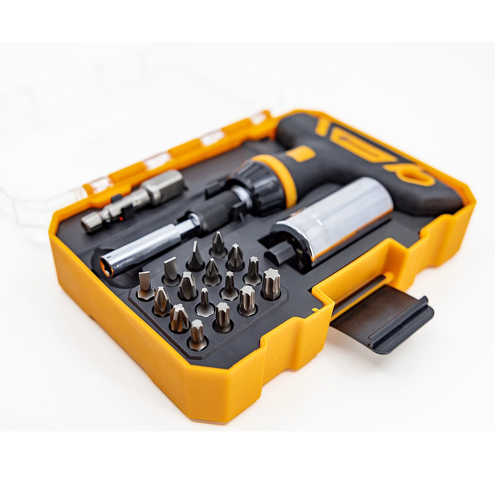 Buildcraft 20 Piece Ratchet and Universal Socket Screwdriver Set