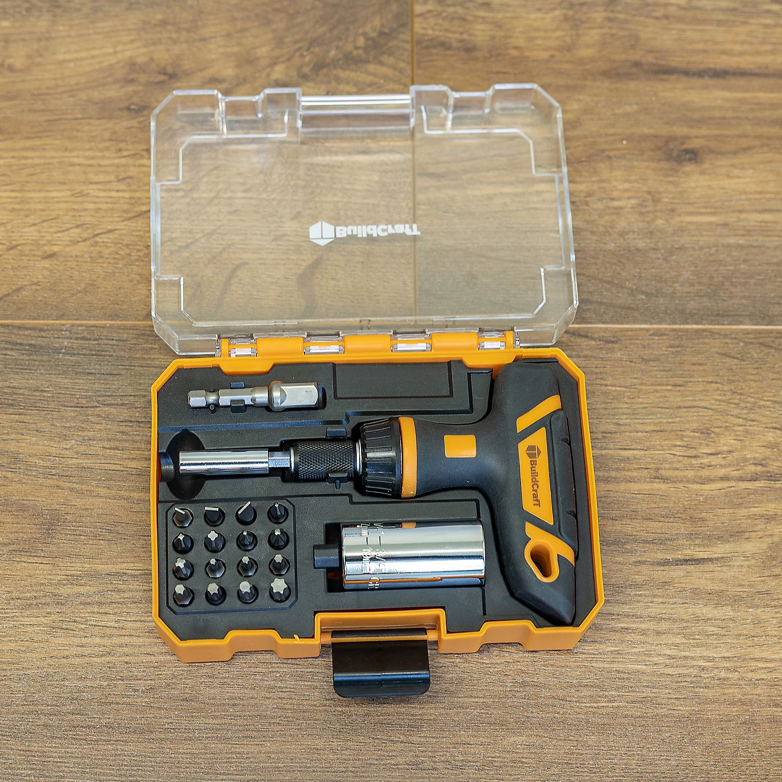Buildcraft 20 Piece Ratchet and Universal Socket Screwdriver Set 6 Buildcraft 20 Piece Ratchet and Universal Socket Screwdriver Set